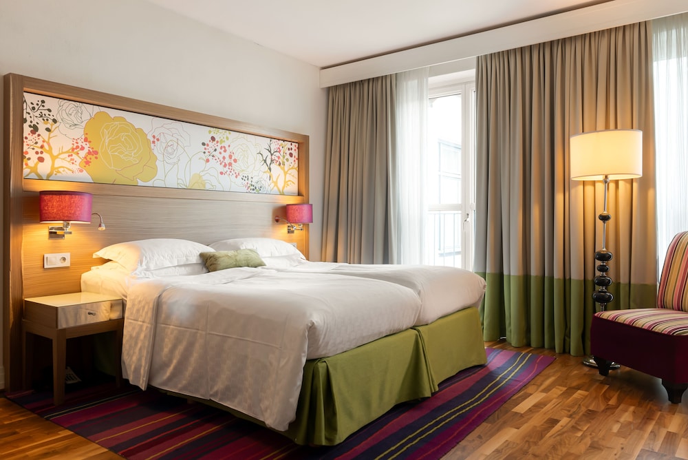 Deluxe Double Room - Photo 15