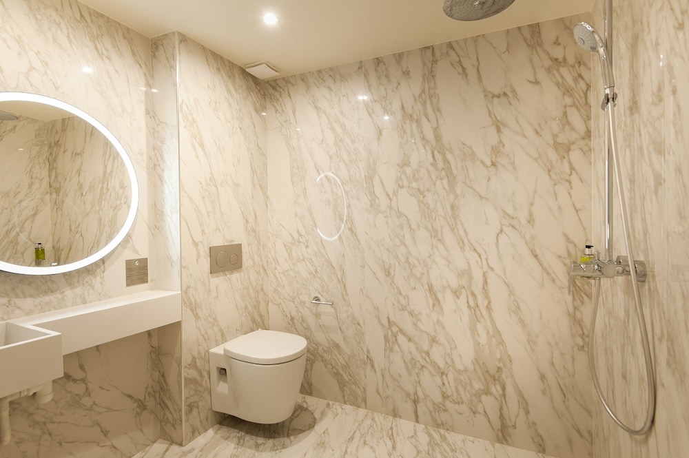 Classic Double Room, Accessible, Patio (001) photo 2