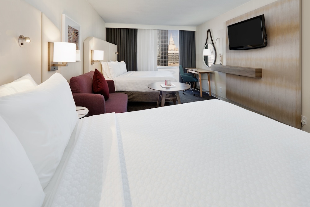 Premium Room, City View - Photo 3