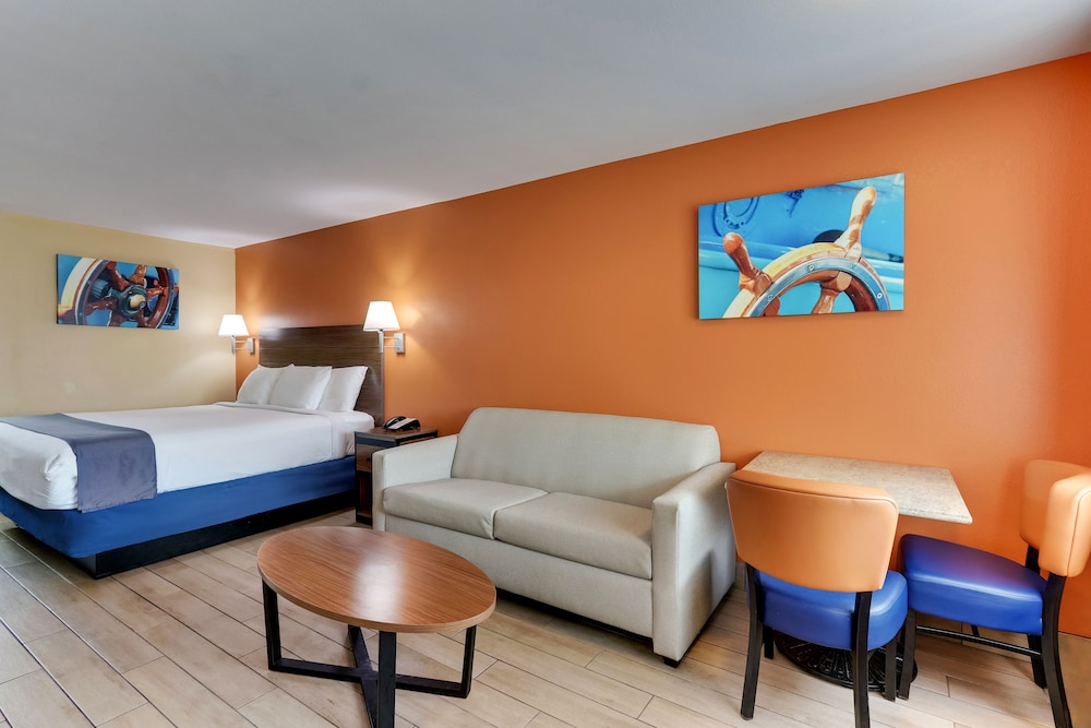 Standard Room, 1 King Bed - Photo 2