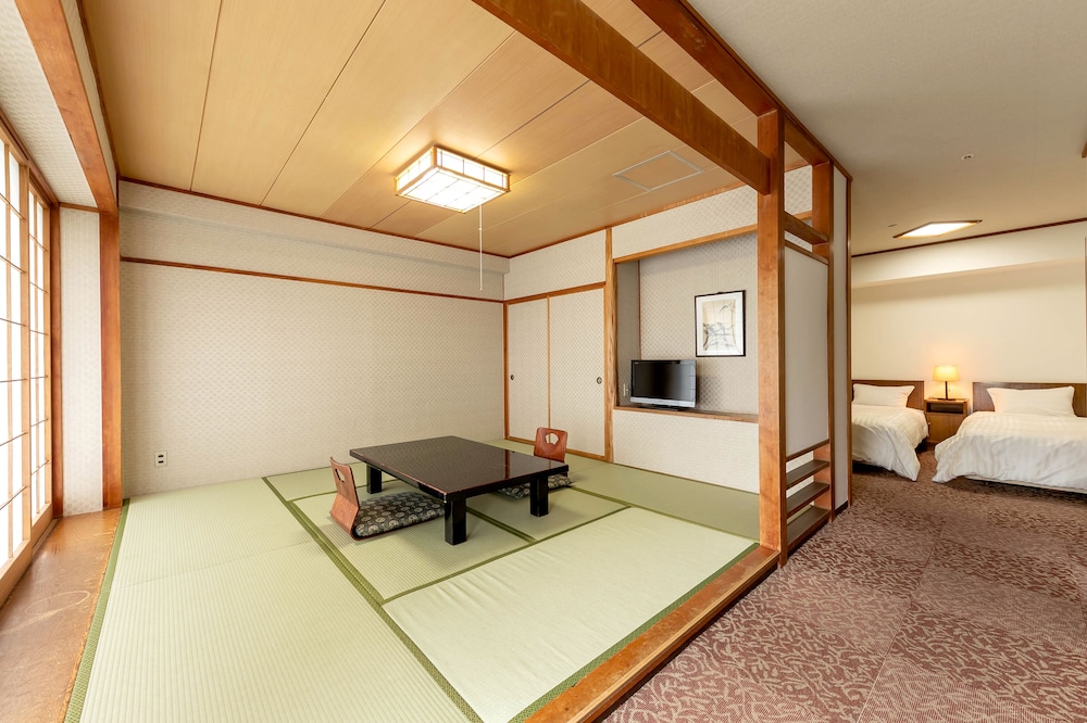 Twin With Tatami Space, Non-Smoking, Half Board photo 1