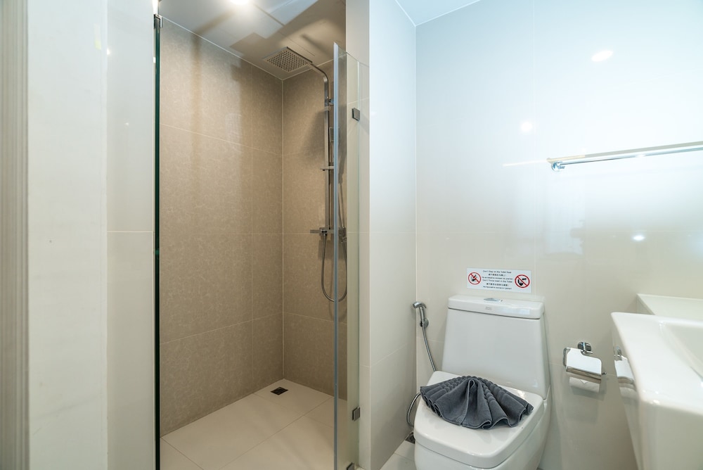 Classic Studio, 1 Queen Bed, Kitchenette