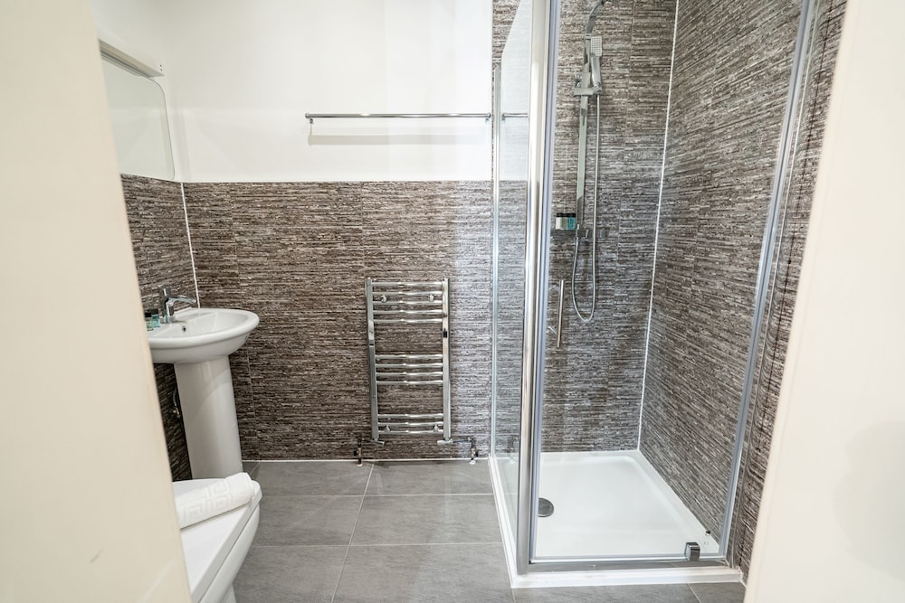 Deluxe Double Room, Ensuite (Huntingdon ) photo 3