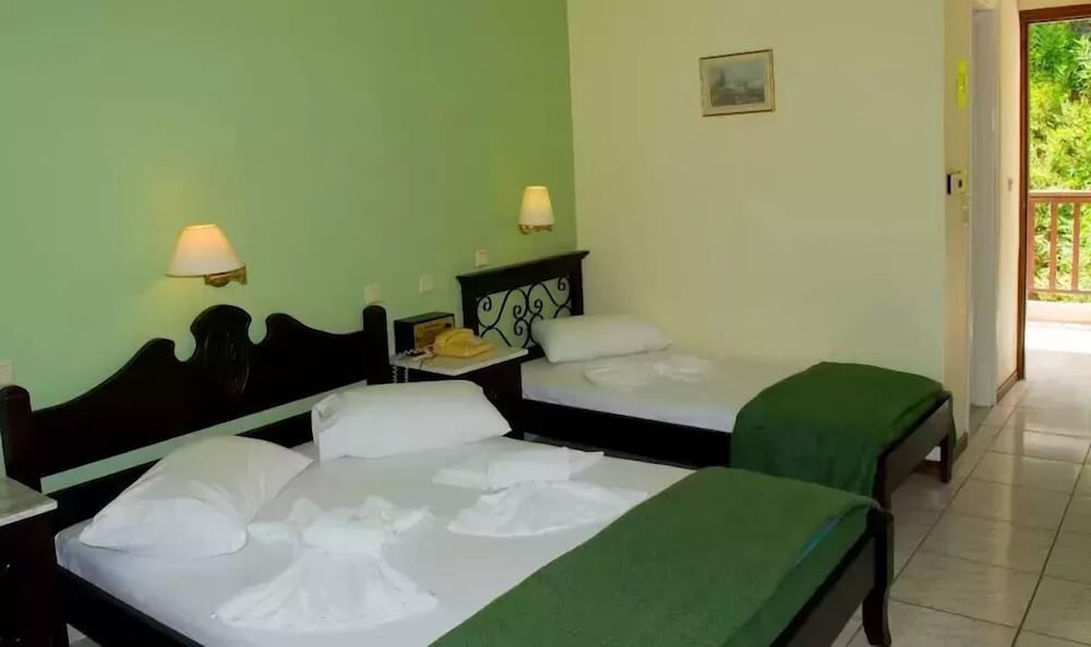 Superior Double Room, Sea View photo 2