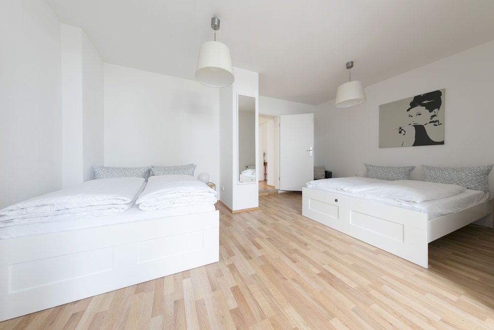 City Apartment, 2 Bedrooms (22) photo 3
