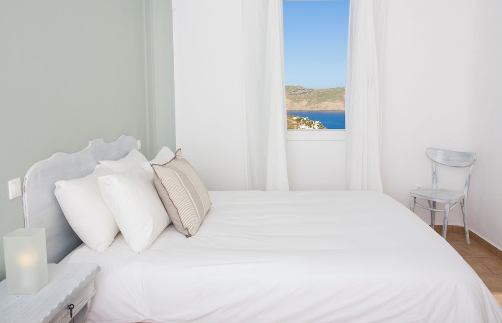 Superior One Bedroom Residence