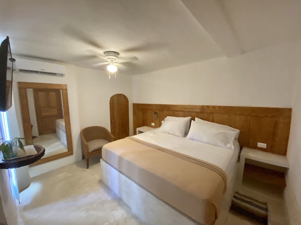 Premium Suite, 1 King Bed