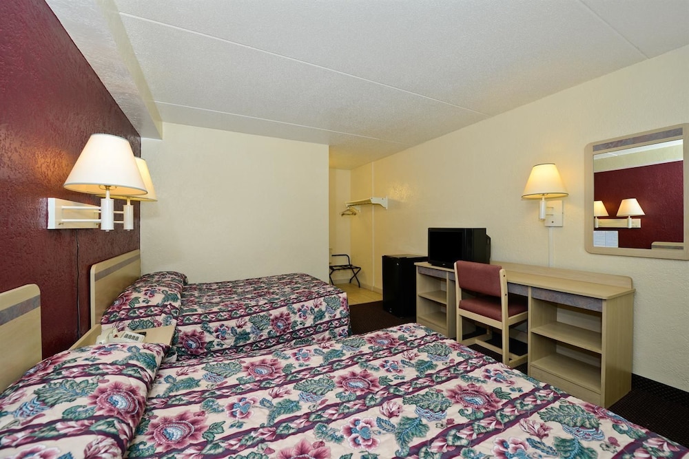 Room, 2 Double Beds, Non Smoking photo 2