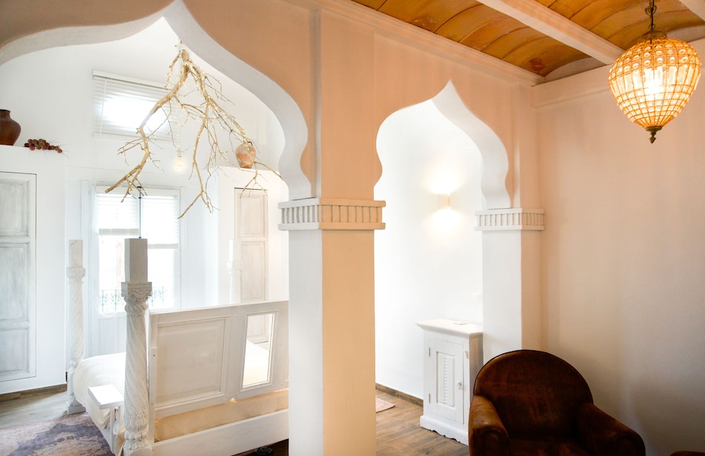 Junior Room