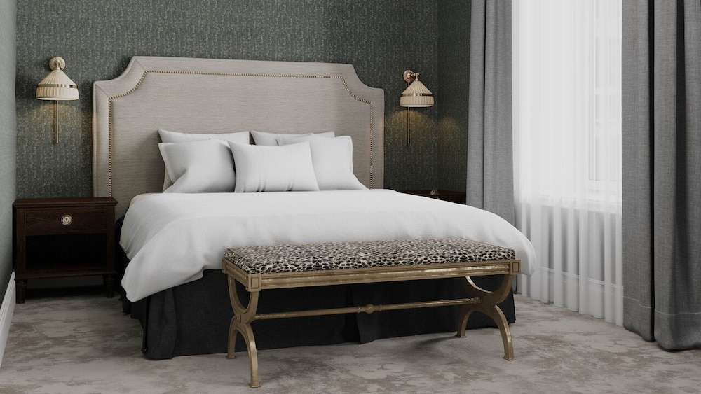 Suite, 1 Queen Bed