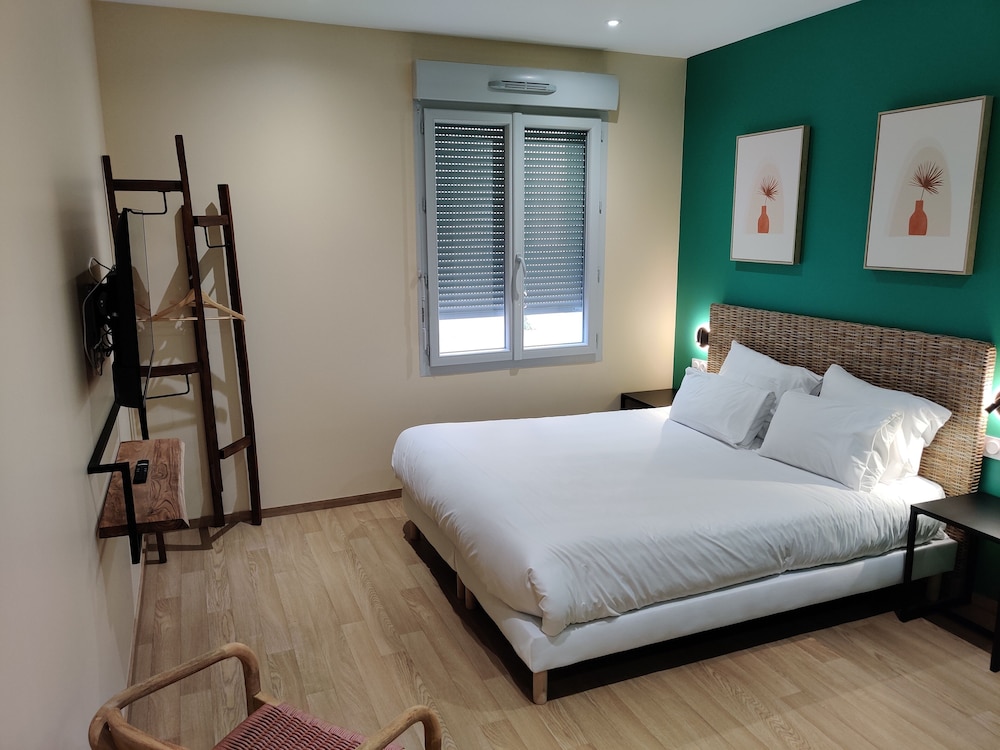 Classic Double or Twin Room - Photo 5
