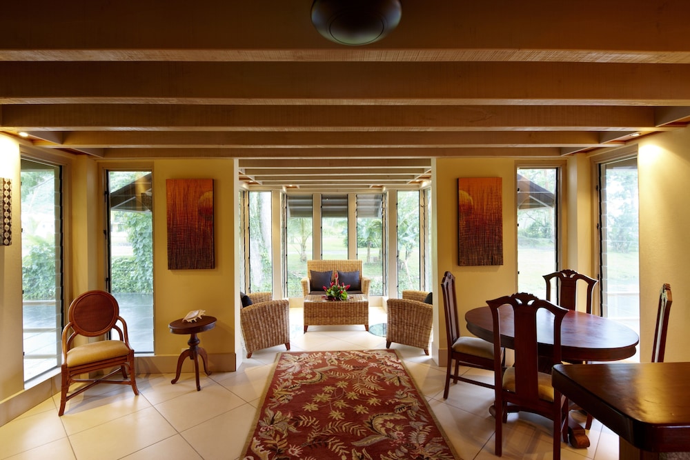 Three Bedroom Villa photo 2