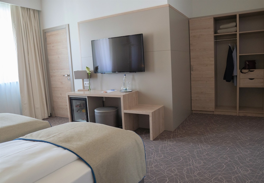 Standard Double or Twin Room photo 2