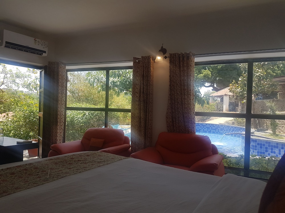 Pool View Room (2 Bedroom & 1 Washroom) photo 1