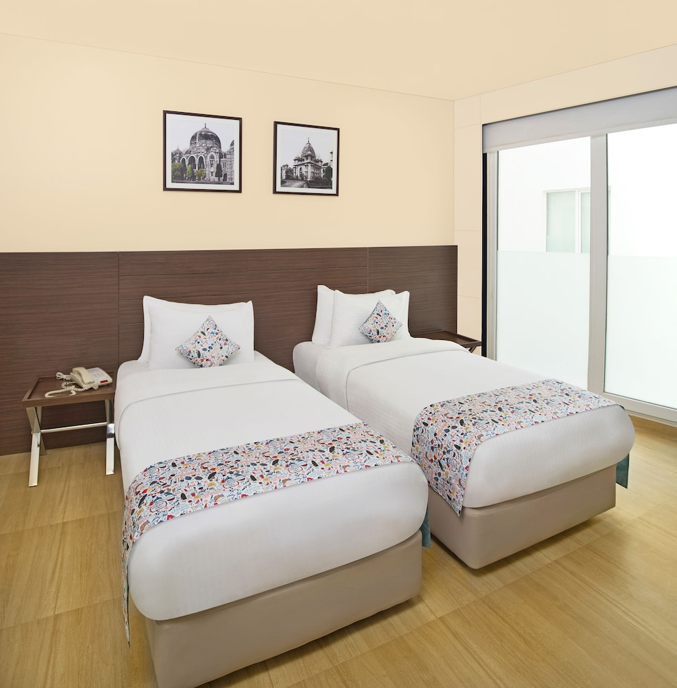 Luxe Twin Room photo 1