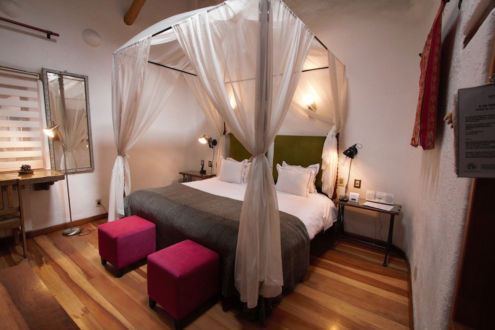 Family Suite, Multiple Beds, Bathtub photo 1