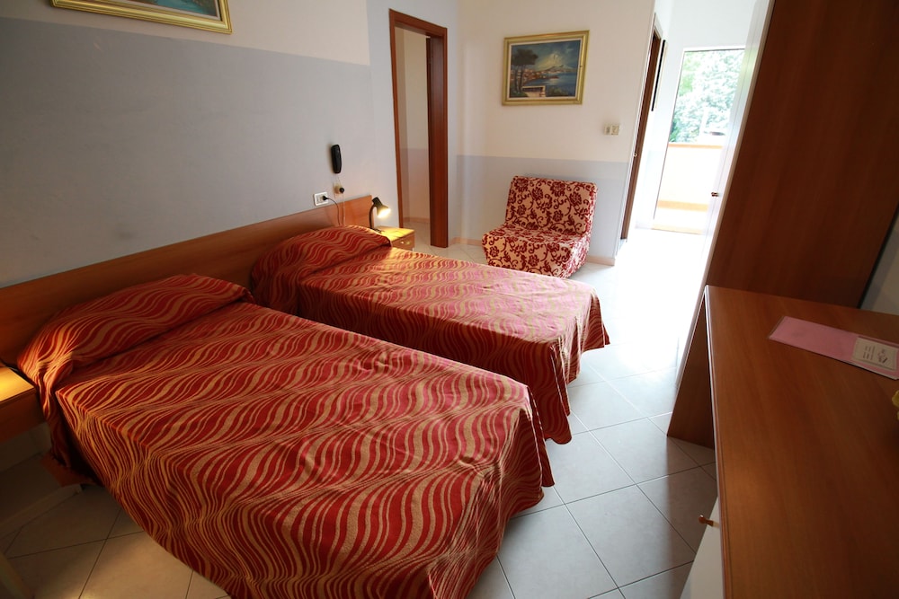Twin Room, 2 Twin Beds
