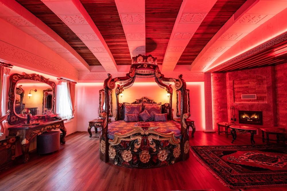 Queen Suite