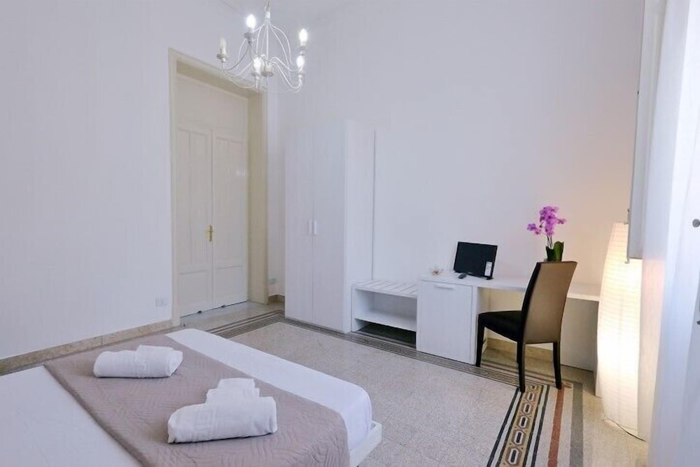 Classic Room, Private Bathroom (External)(Il Conte)