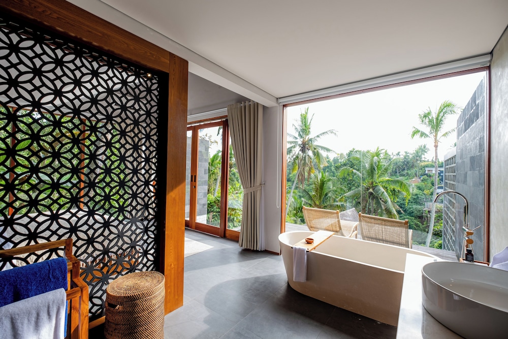 One Bedroom Private Pool Villa with Valley View - Photo 41
