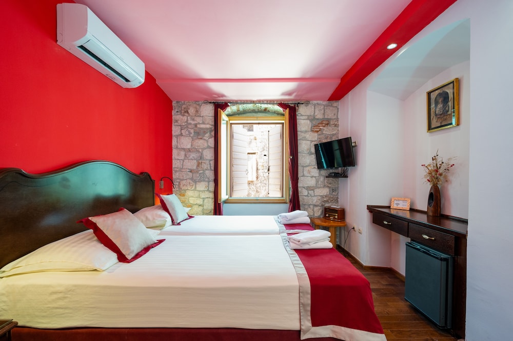Triple Room - Photo 3