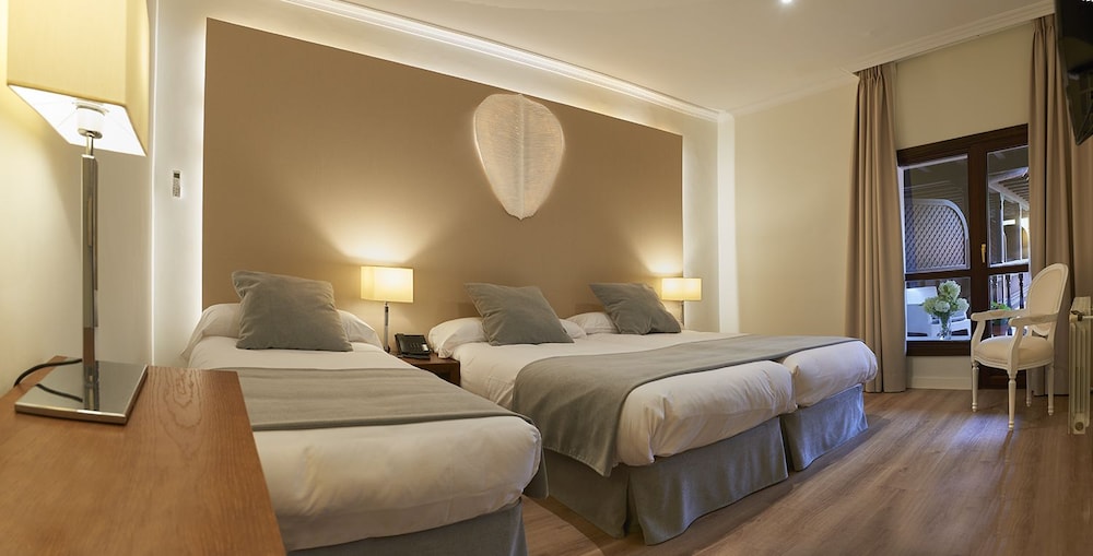 Triple Room photo 2