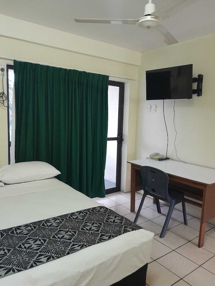 Basic Single Room, 1 Double Bed, Courtyard View photo 1