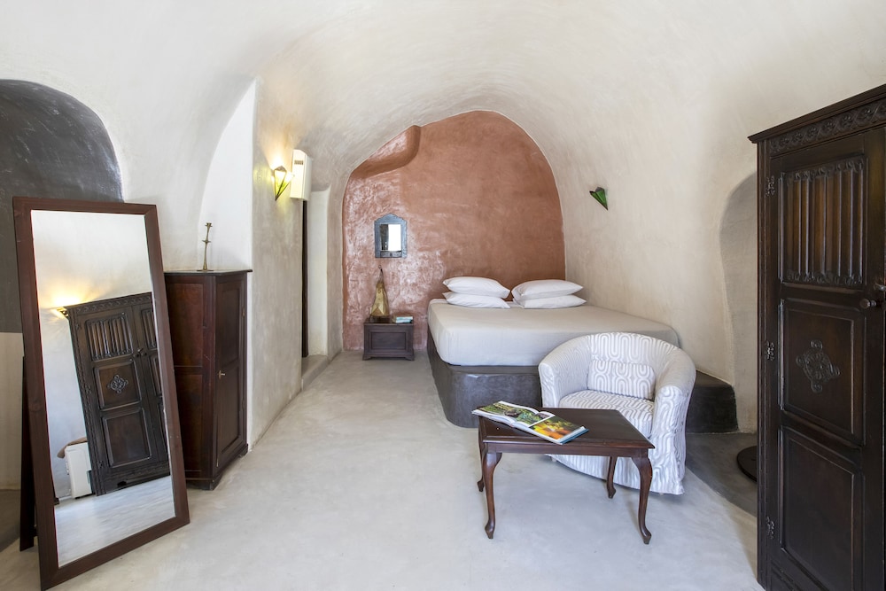 One Bedroom Villa with Private Pool - Photo 2