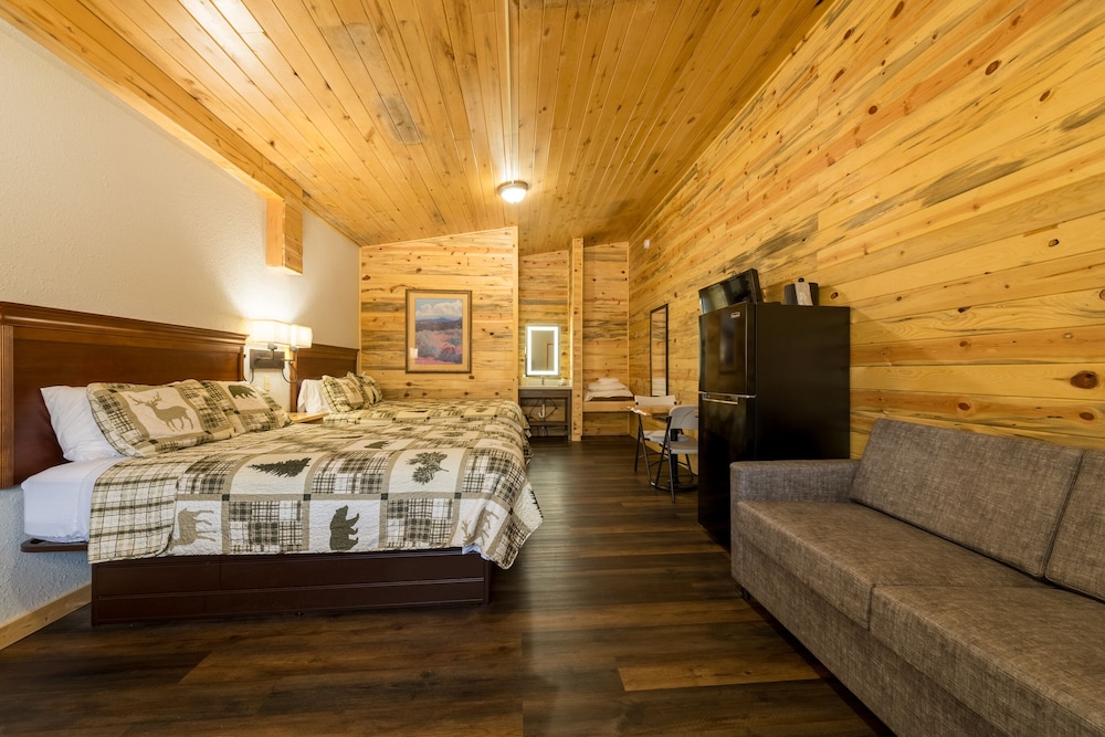 Double Room, Ensuite, Mountain View (Small kitchen 2) photo 1