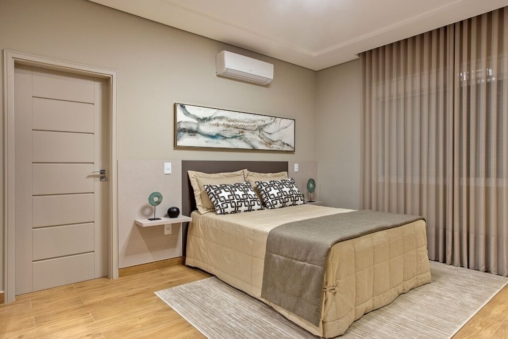 Deluxe Suite photo 1