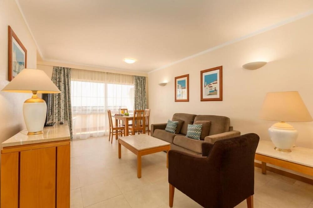 Senior Suite, Sea View - Photo 3