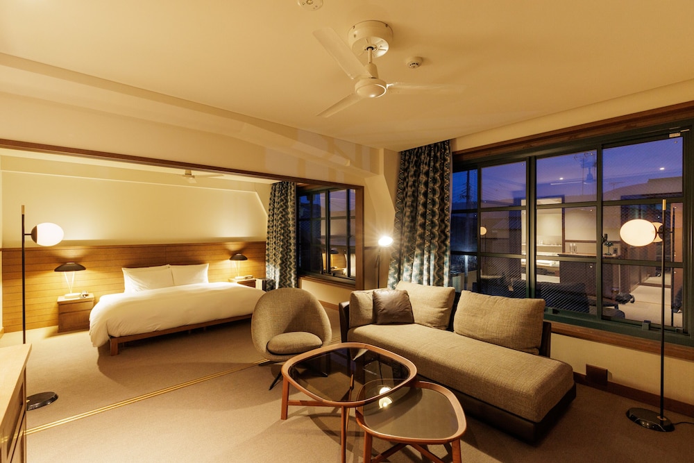 Junior Suite with Lounge Access (former Nintendo headquarter) No Smoking - Photo 11