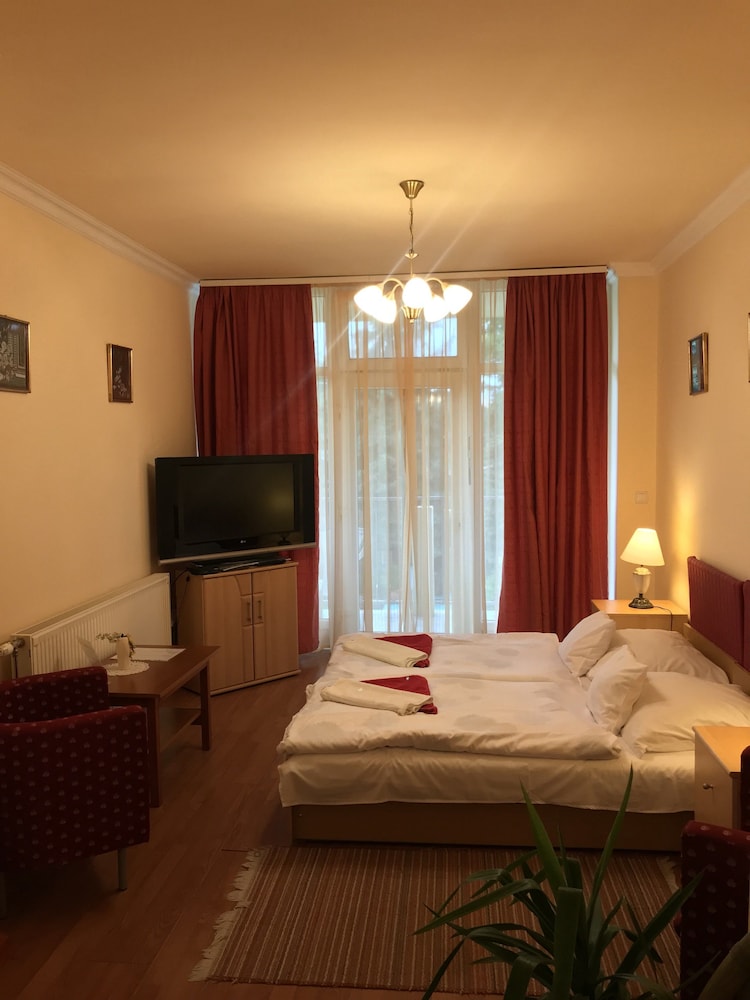 Family Apartment, 1 Bedroom, Non Smoking, Balcony photo 1