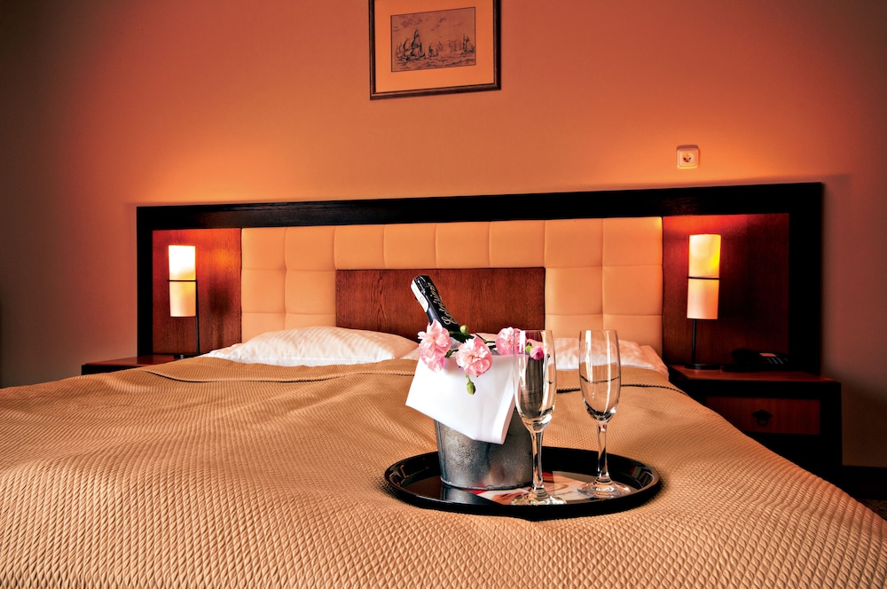 Standard Double or Twin Room photo 2