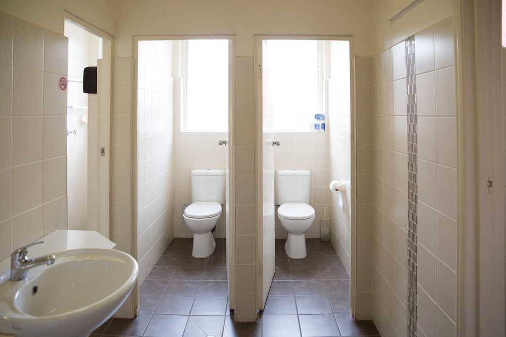 Standard Double Room, Shared Bathroom photo 2