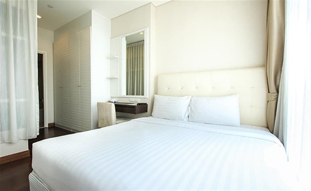 1-Bedroom Executive photo 3