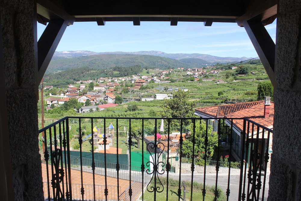 Double Room, Balcony (A Revolta) photo 3