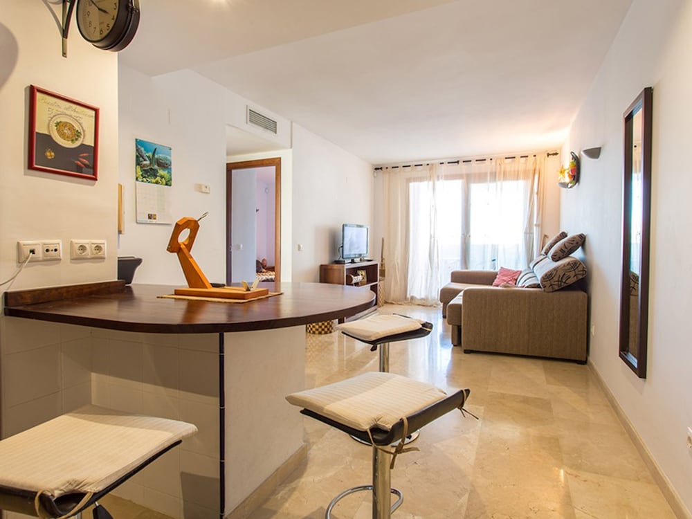 Apartamento de Negocio, 2 Habitaciones, Vista al Mar, Frente al Mar