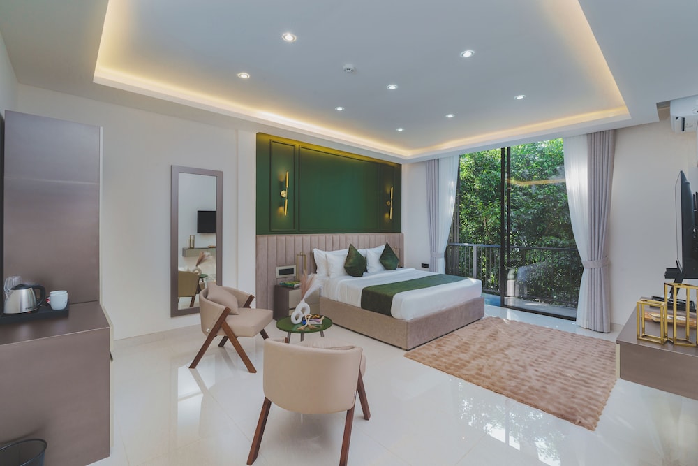 Deluxe Triple Room