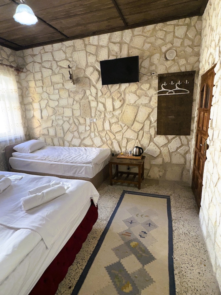 Comfort Triple Room photo 2