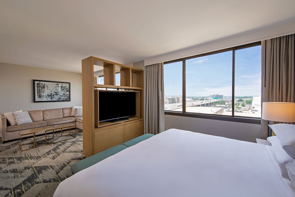 Junior Suite, 1 King Bed with Sofa bed