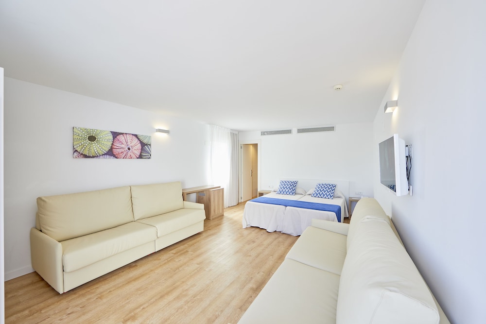 Suite, Sea View photo 2