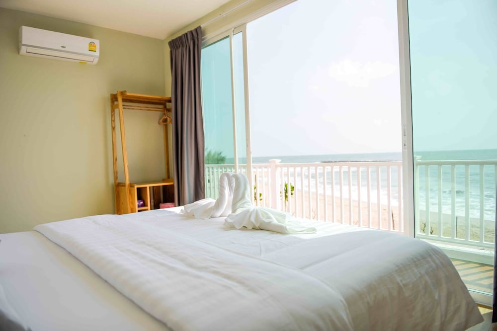 Captain House - Photo 18