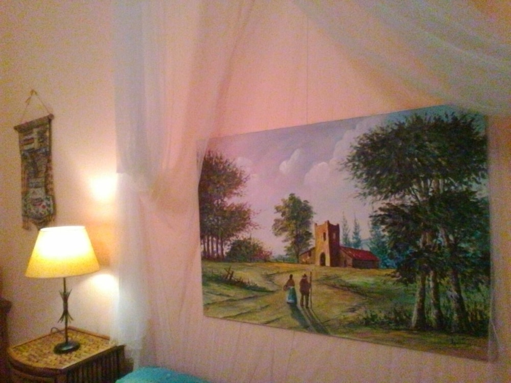 Shared Dormitory, Men only, Shared Bathroom