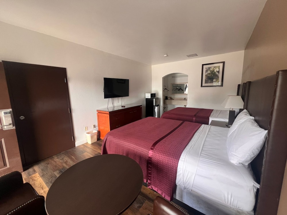 Room, 2 Double Beds, Non Smoking photo 2