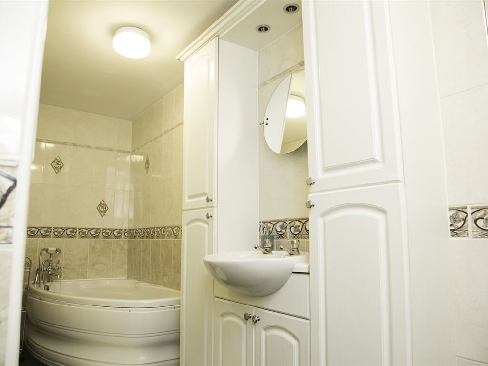 Luxury Double Room, Ensuite photo 3