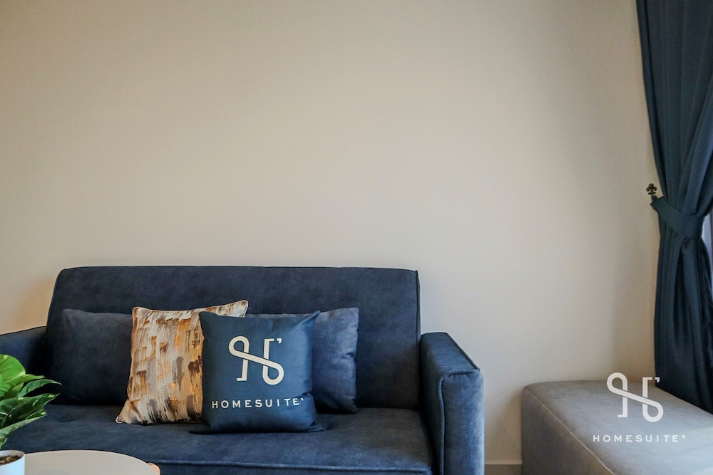 Executive Suite, 2 Bedrooms, Non Smoking, Kitchen - Photo 6