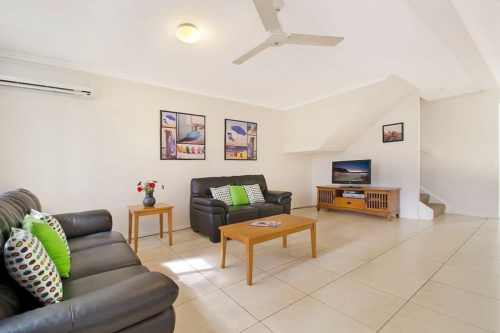 Three Bedroom Townhouse Superior - Photo 4