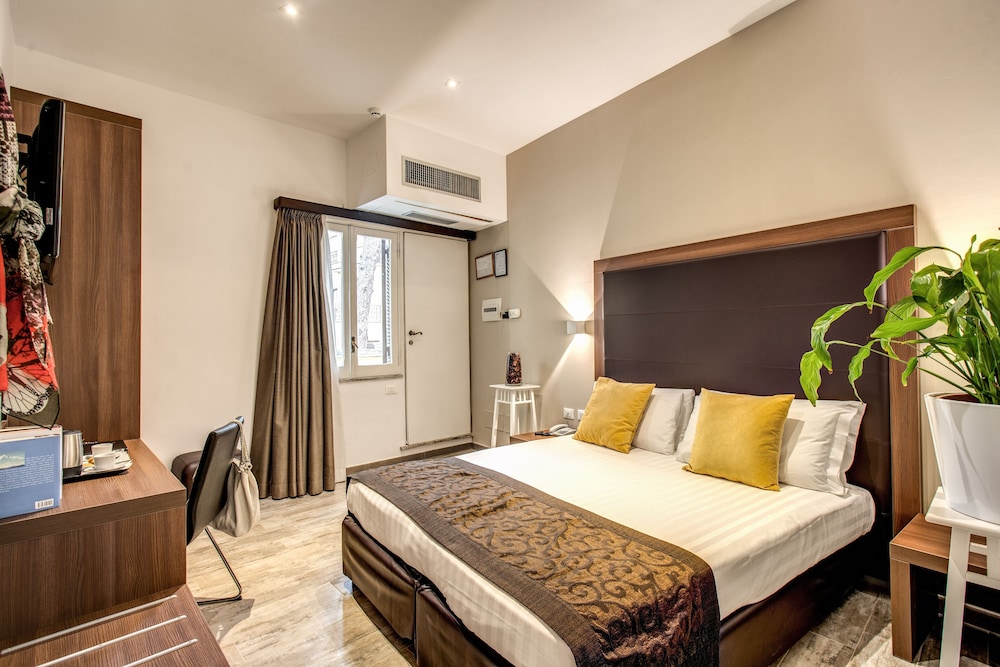 Design Double or Twin Room