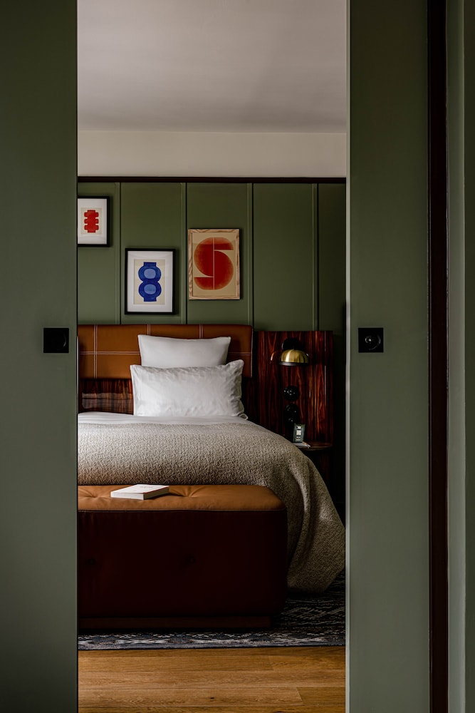 Suite, Terrace